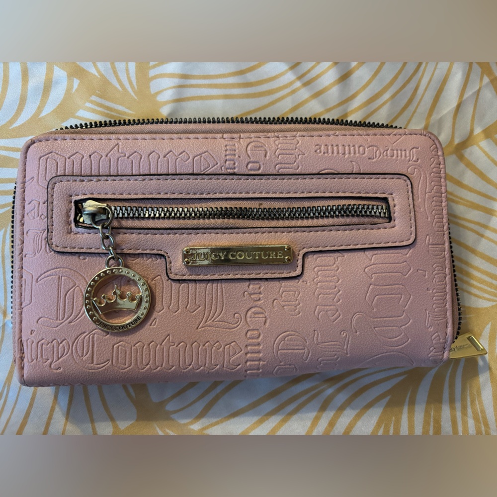 Juicy Couture Blush and Cream Wallet
